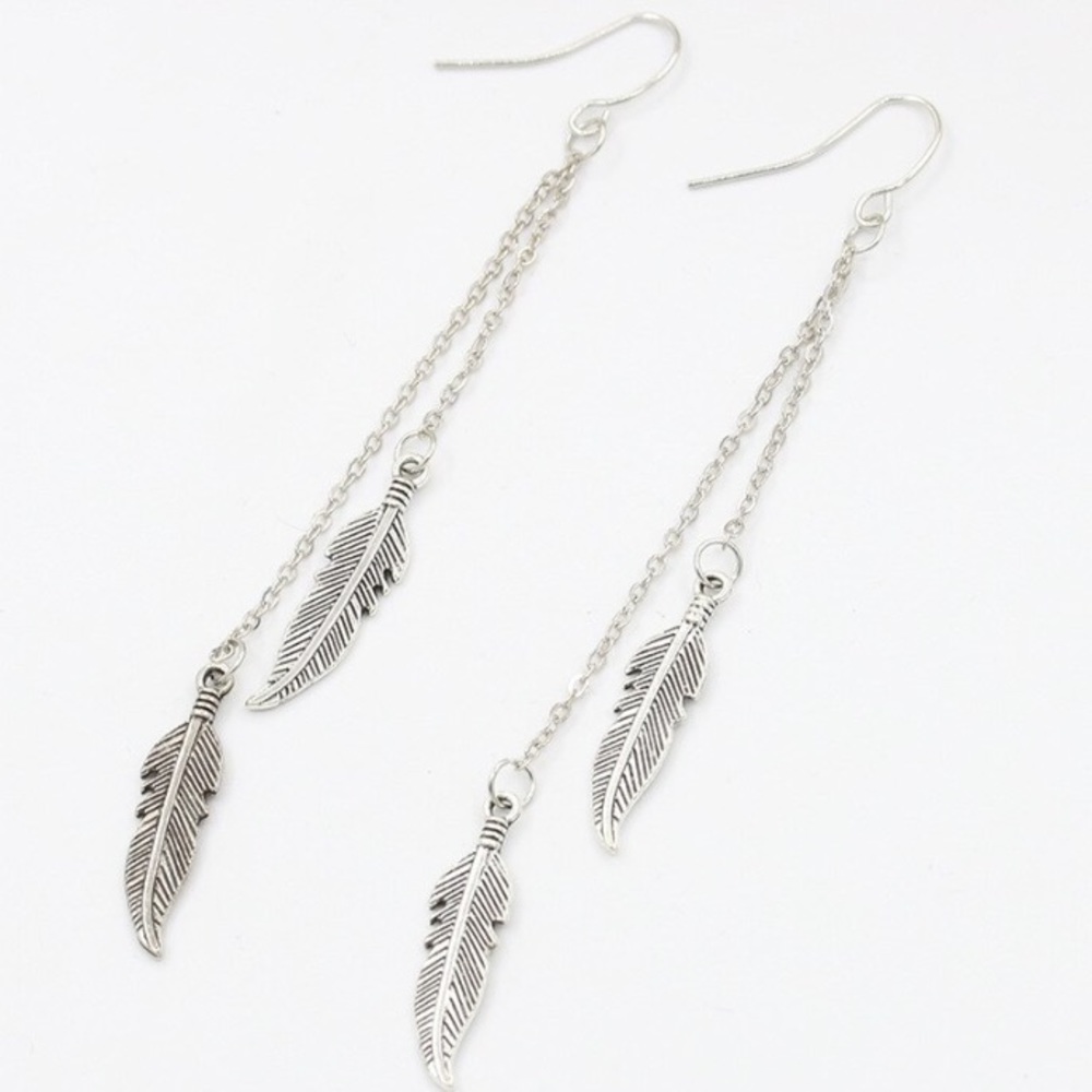NEW Silver Feather Leaves Leaf Long Dangle Earring - Picture 1 of 4